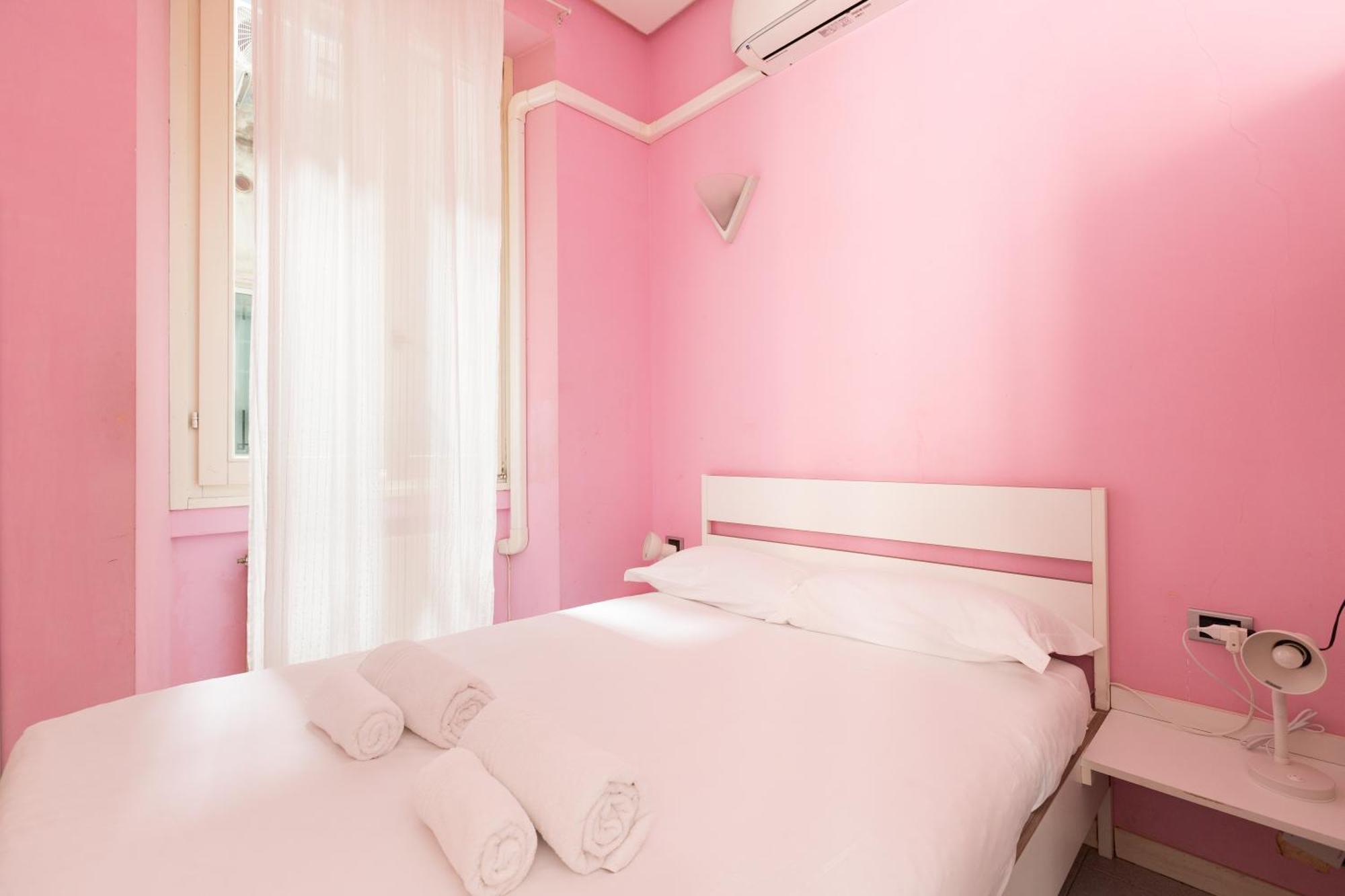 Apartment Pink Isola Flat *