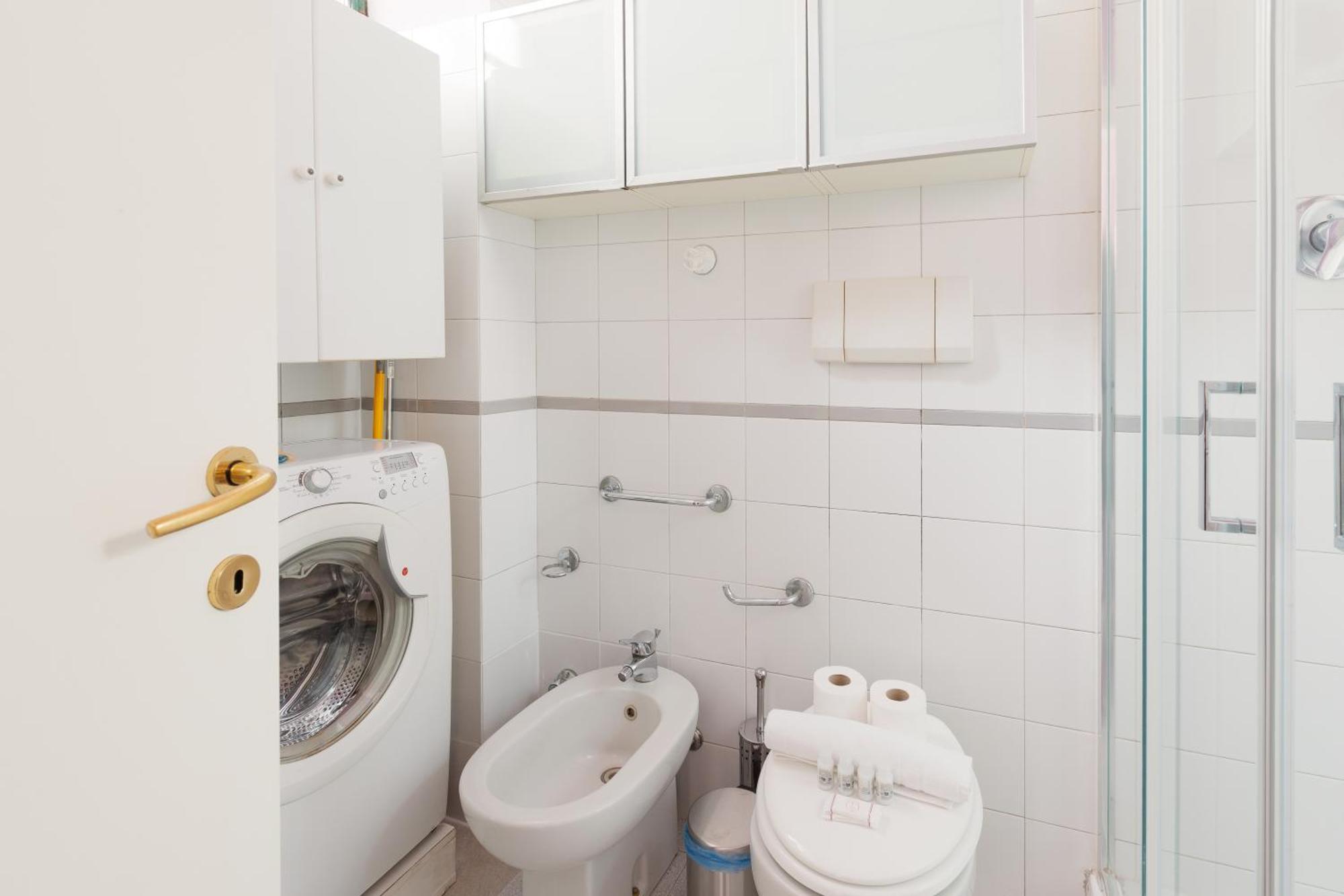 Apartment Pink Isola Flat